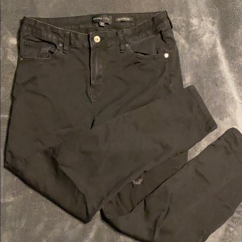 Kendall + Kylie Ultra Skinny Babe black jeans